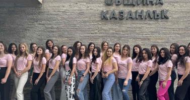 26 красавици се включиха в тазгодишния конкурс Царица Роза