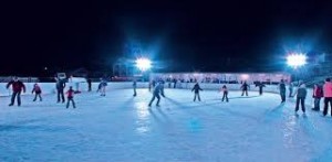Ледена пързалка за празниците в Казанлък