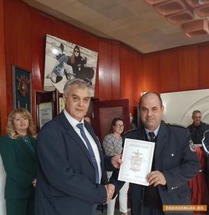 44 полицаи в областта бяха наградени за 8-и ноември