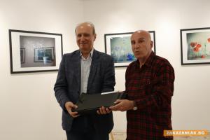 Уникални албуми за самолетостроенето в Казанлък дари „Алтернативата на гражданите” на Музея на фотографията
