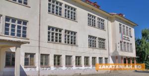 81 ученици ще пътуват до средищни училища
