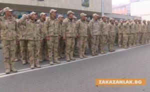 Военният министър и началникът на отбраната пристигат в Казанлък