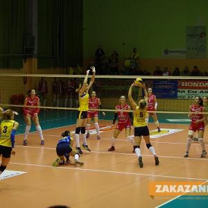 20.12.2015 - НВЛ-жени Демакс+ ВК "Казанлък" - ВК "Марица" - 0:3