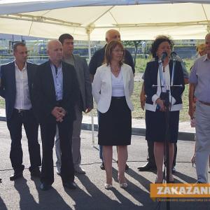 03.09.2015 - Премиерът Борисов, министър Василева и кметът Галина Стоянова прерязаха лентата на модернизираната пречиствателна станция за отпадни води