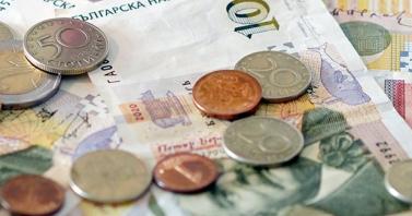 Социалното министерство предлага минималната заплата да стане 1213 лв. от догодина