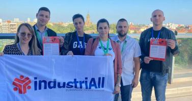 Синдикалисти от „Арсенал” участваха в международно обучение