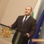  Президентът: Не е време за избори. България се нуждае от идеи, а се дави в скандали