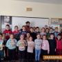 Ученици събраха приказки за книжни къщички