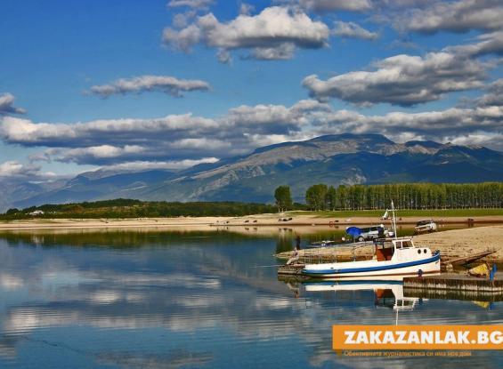 Критично ниско е нивото на водата в язовир „Копринка”